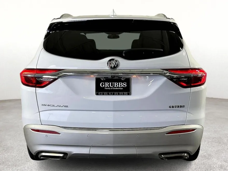 2021 Buick Enclave Essence photo 1