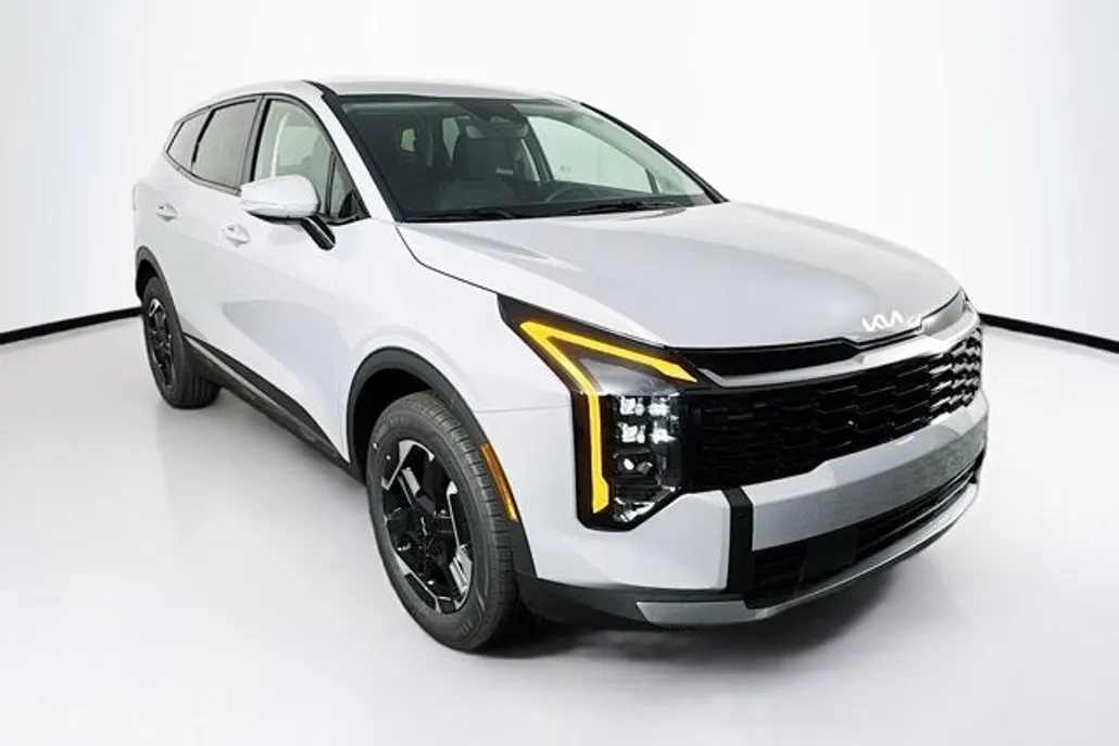 2026 Kia Sportage Hybrid S photo 1