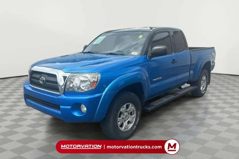 2005 Toyota Tacoma PreRunner photo 1