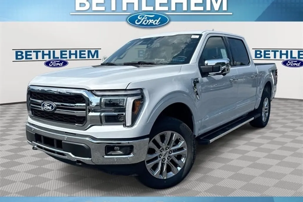 2025 Ford F-150 Lariat photo 1