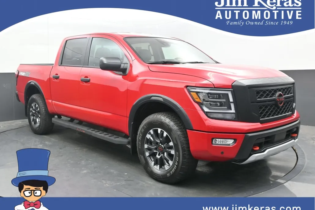 2024 Nissan Titan PRO-4X photo 1