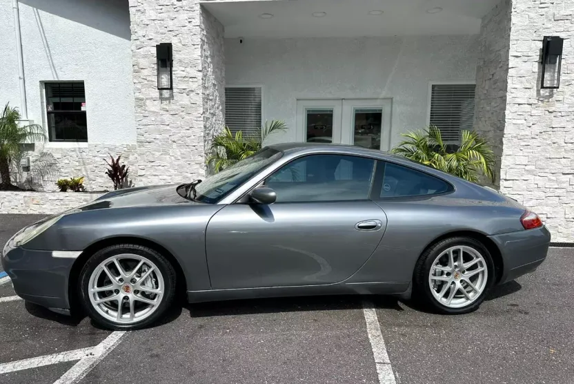 2001 Porsche 911 photo 1