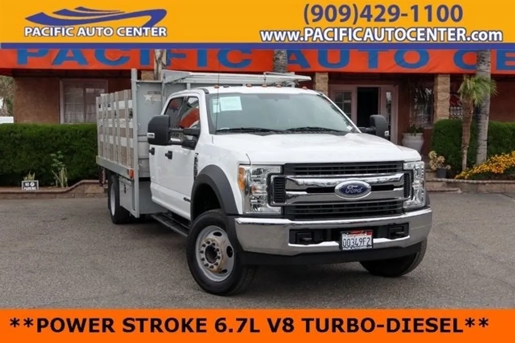 2017 Ford F-550 photo 1