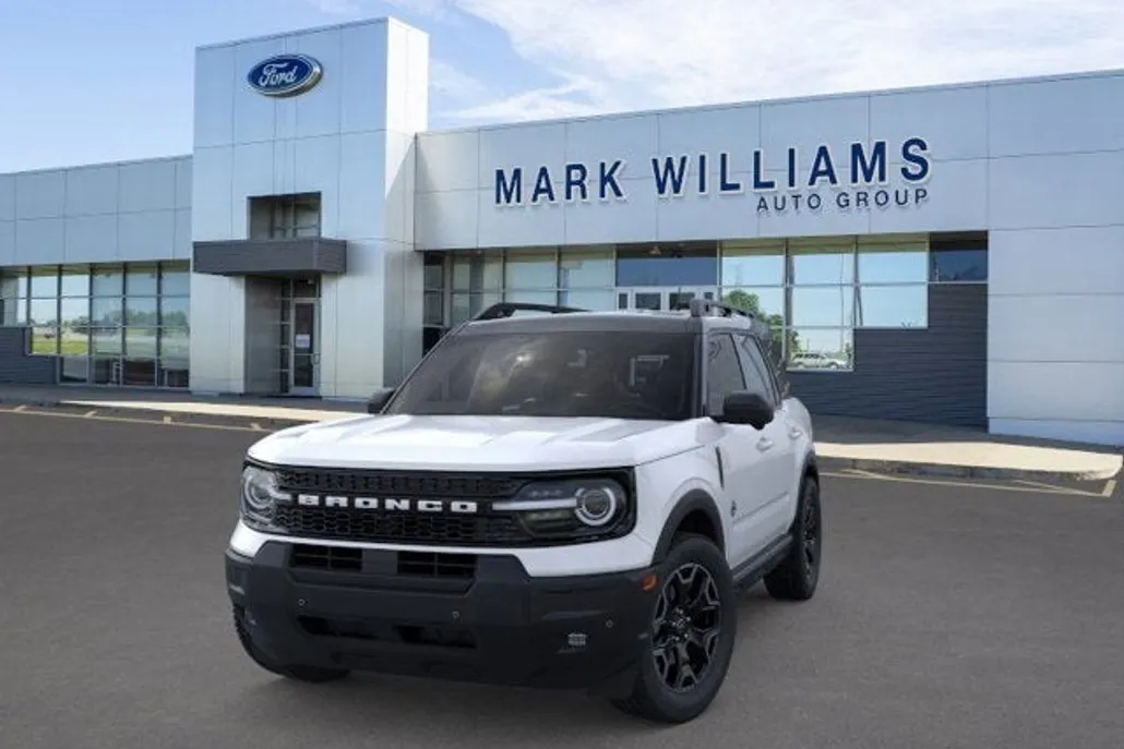 2025 Ford Bronco Sport Outer Banks photo 1