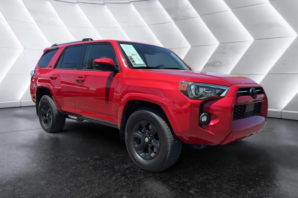 2023 Toyota 4Runner SR5 photo 1
