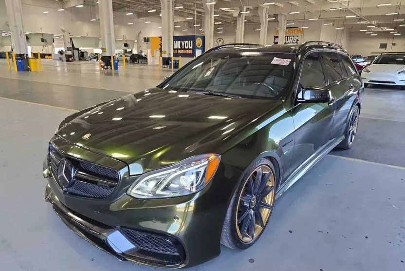 2016 Mercedes Benz E 63 S AMG Wagon photo 1