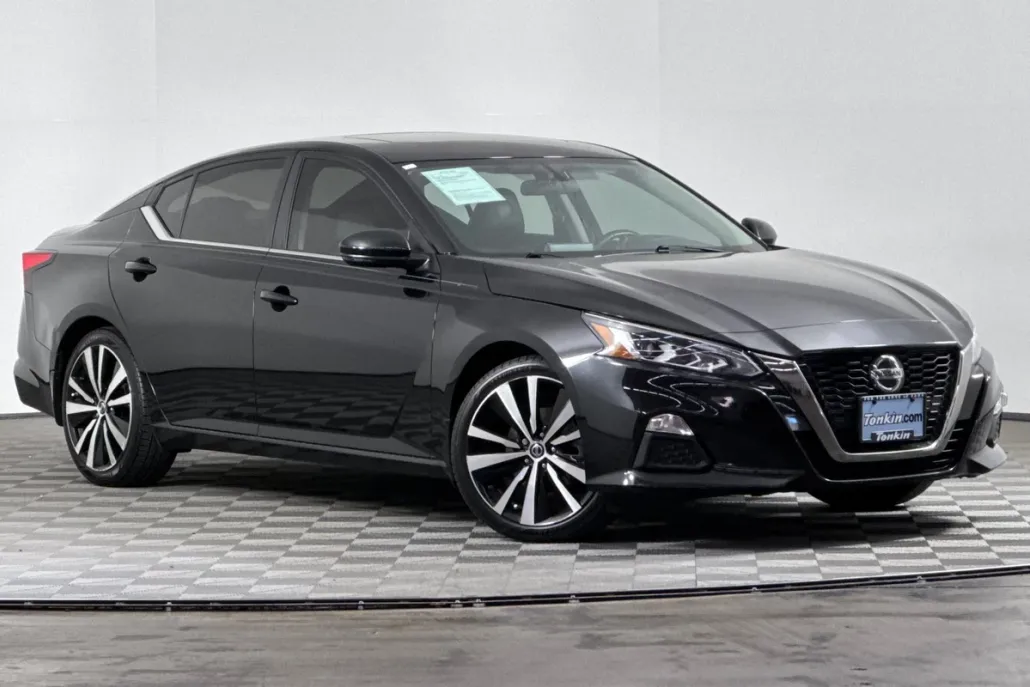 2019 Nissan Altima 2.5 SR photo 1