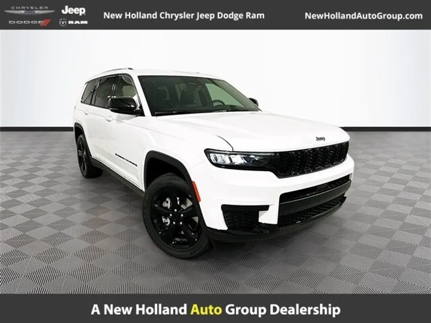 2025 Jeep Grand Cherokee Laredo photo 1