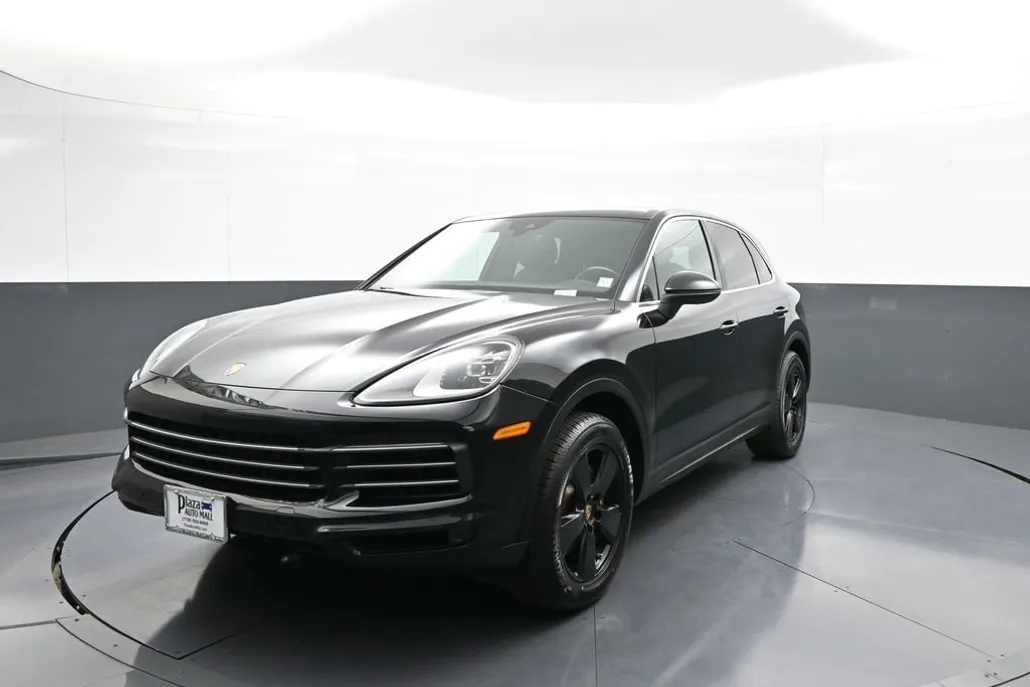 2019 Porsche Cayenne Base photo 1