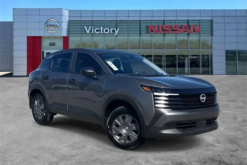 2025 Nissan Kicks S photo 1