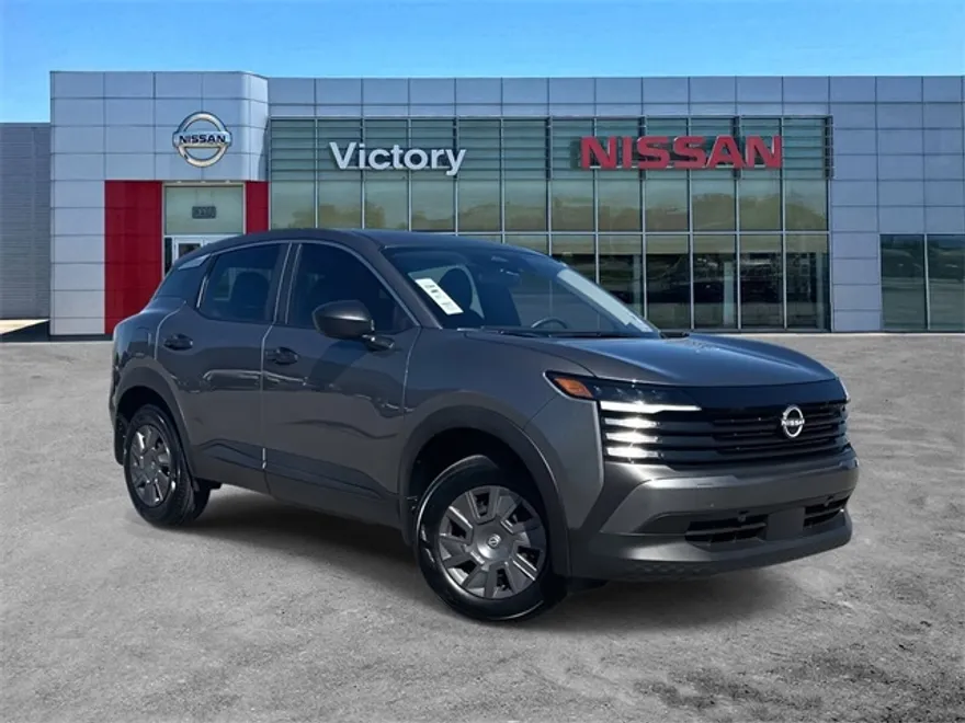 2025 Nissan Kicks S photo 1
