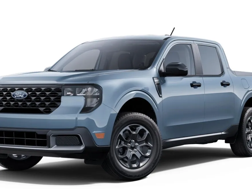 2025 Ford Maverick XLT photo 1