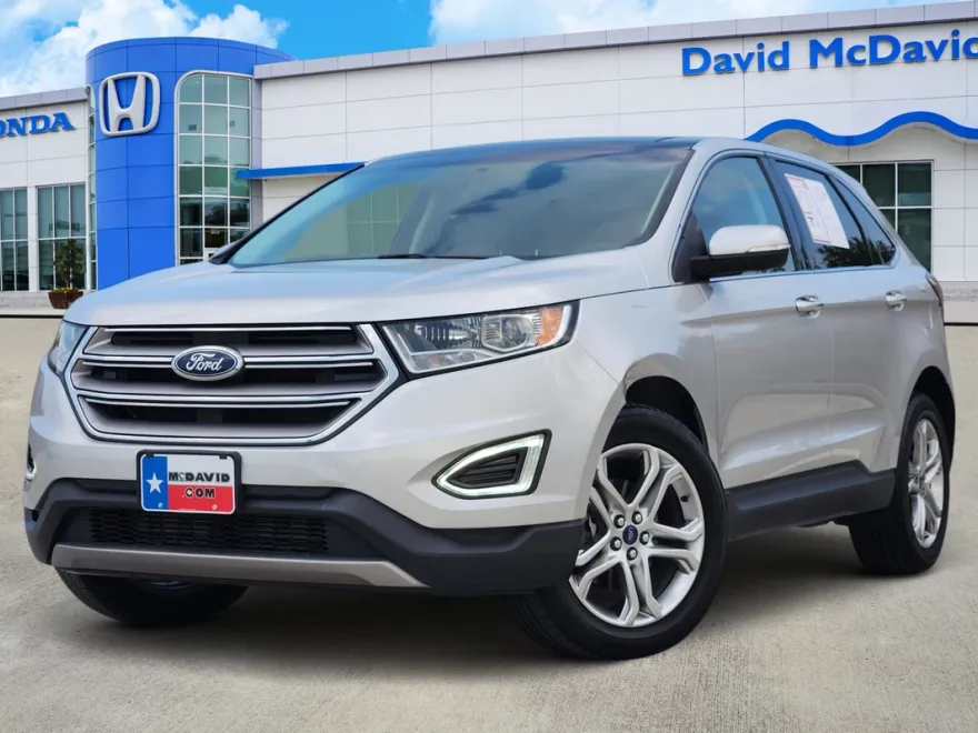 2018 Ford Edge Titanium photo 1