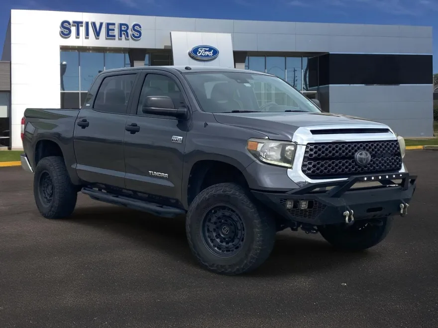2018 Toyota Tundra SR5 photo 1