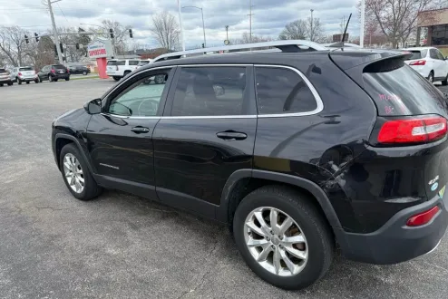 2016 Jeep Cherokee Limited photo 3
