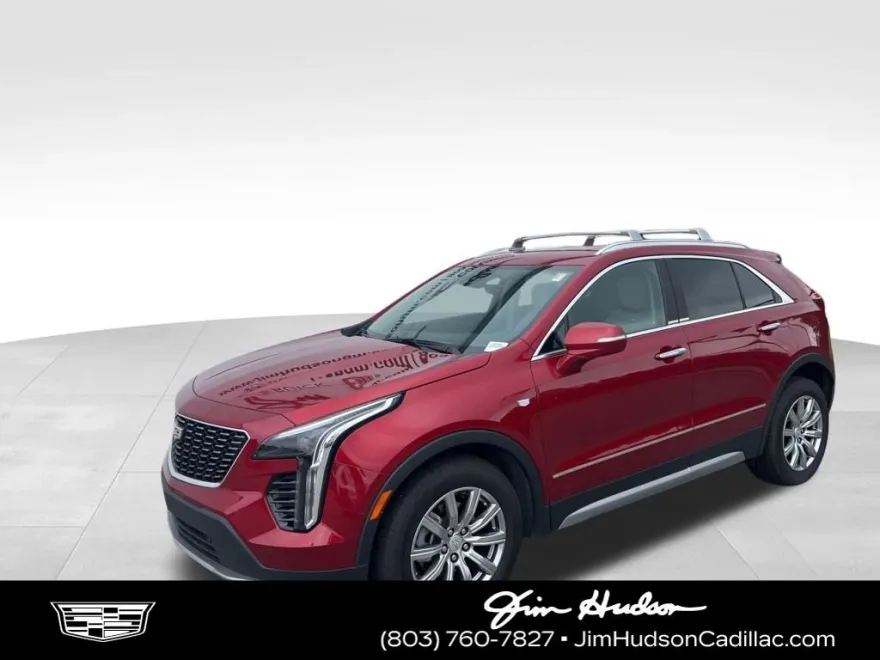 2022 Cadillac XT4 Premium Luxury photo 1