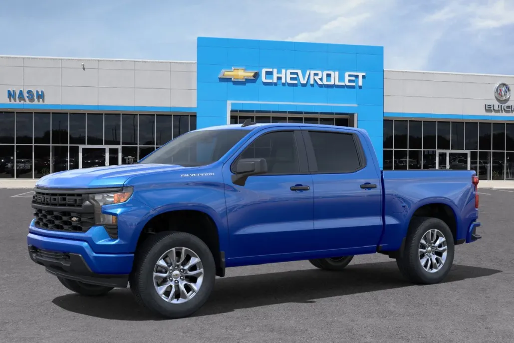 2025 Chevrolet Silverado 1500 Custom photo 1