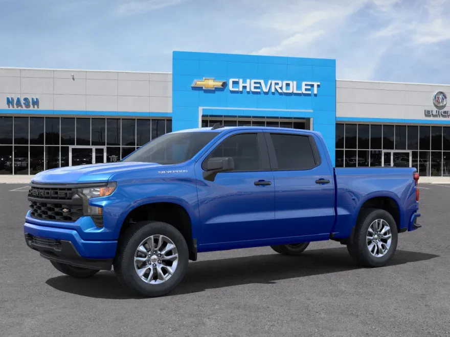 2025 Chevrolet Silverado 1500 Custom photo 1