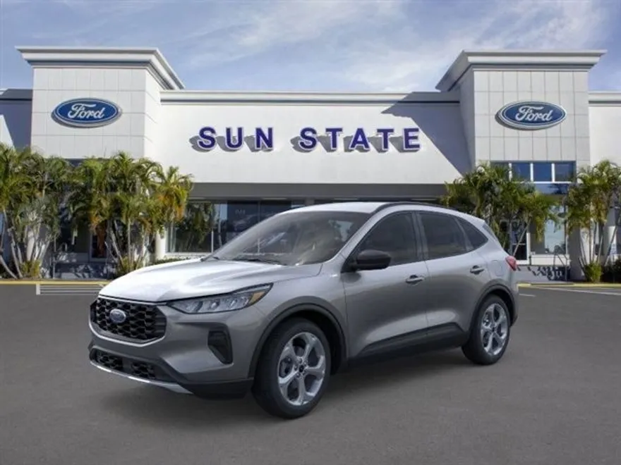 2025 Ford Escape ST-Line photo 1