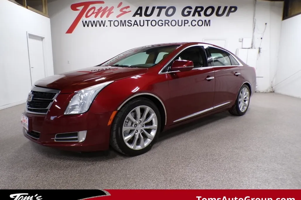 2016 Cadillac XTS Luxury photo 1