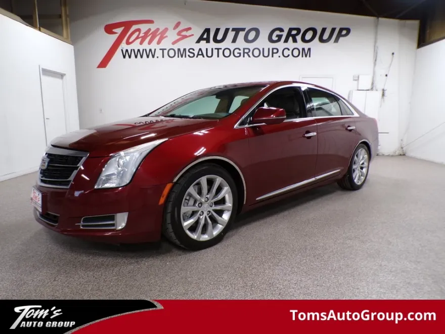 2016 Cadillac XTS Luxury photo 1