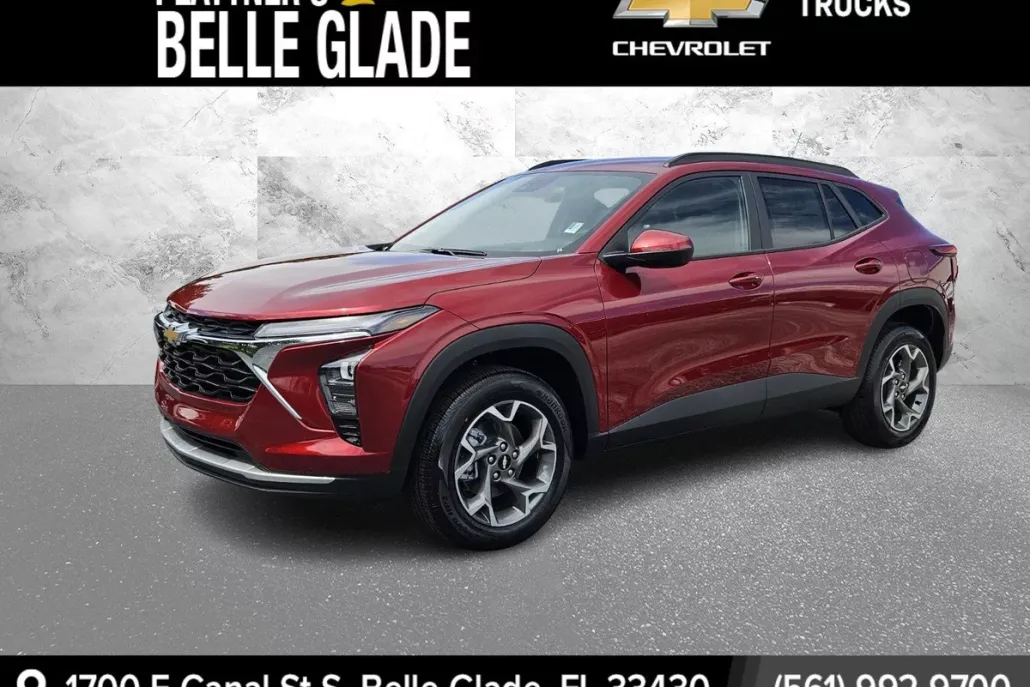 2025 Chevrolet Trax LT photo 1