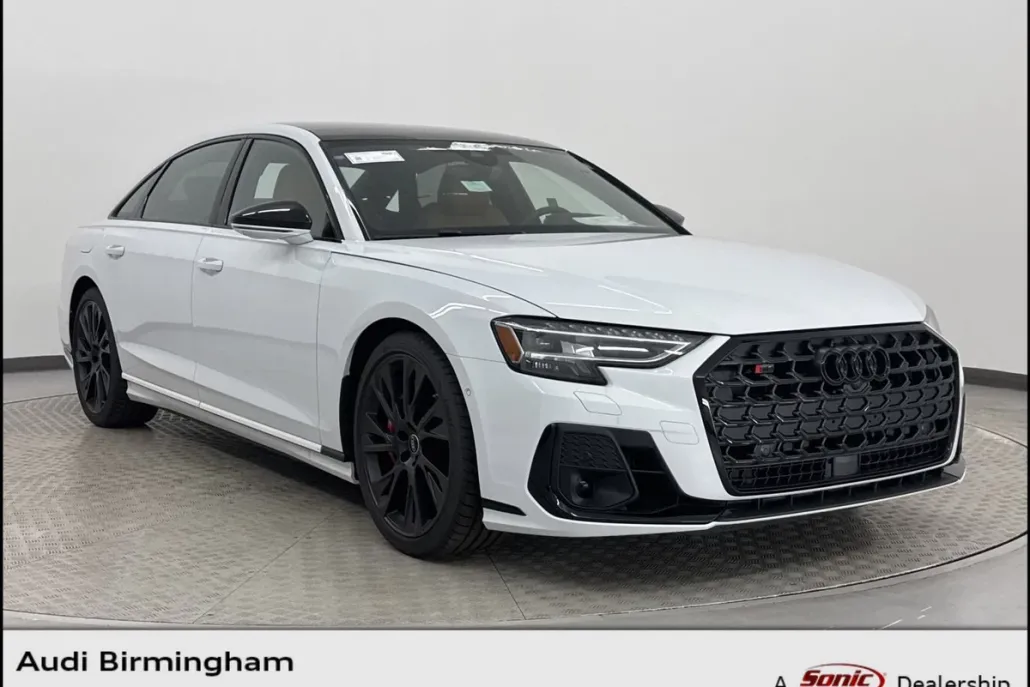 2025 Audi S8 4.0T photo 1