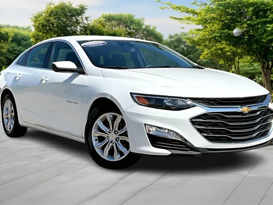 2023 Chevrolet Malibu 1LT photo 1