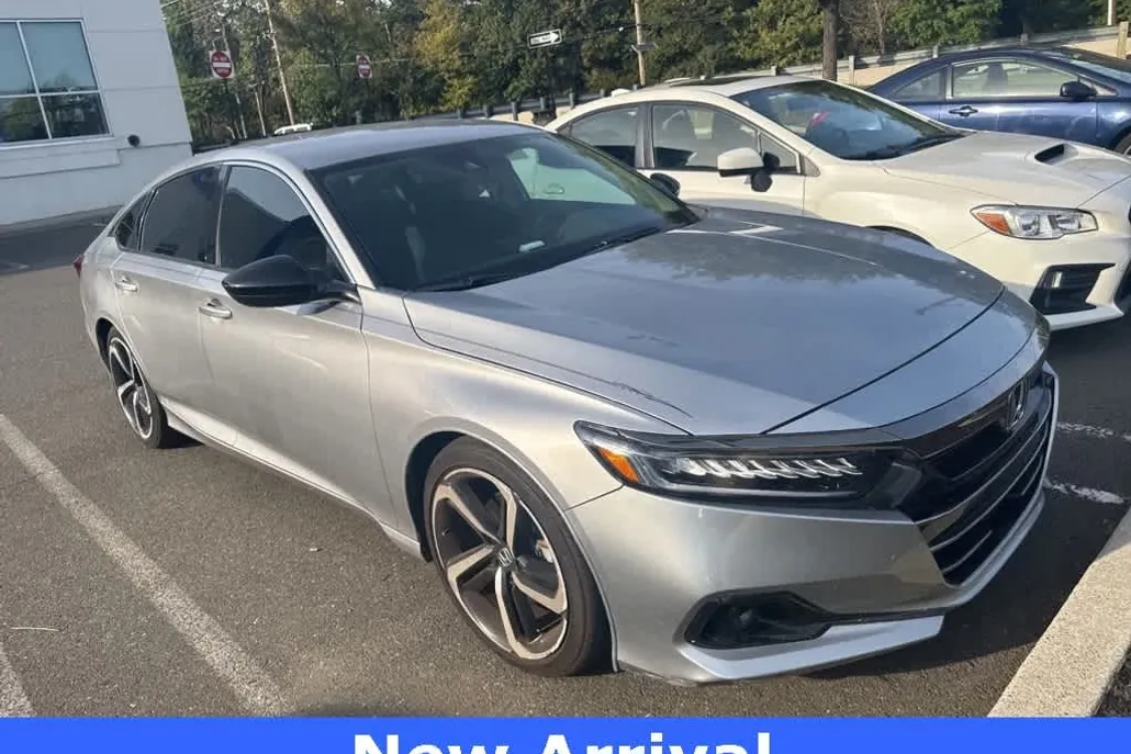 2022 Honda Accord Sport SE photo 1