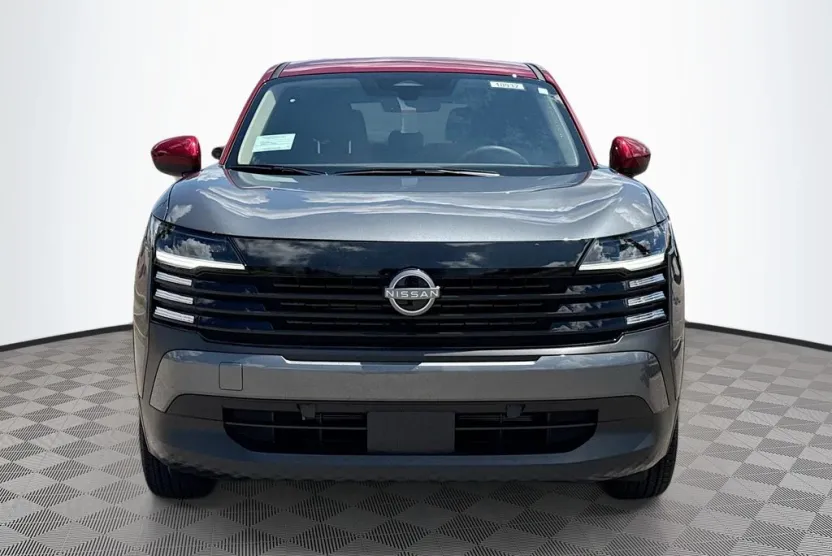 2025 Nissan Kicks SV photo 1