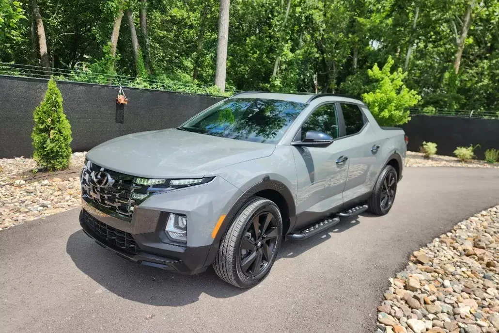 2023 Hyundai Santa Cruz Night photo 1