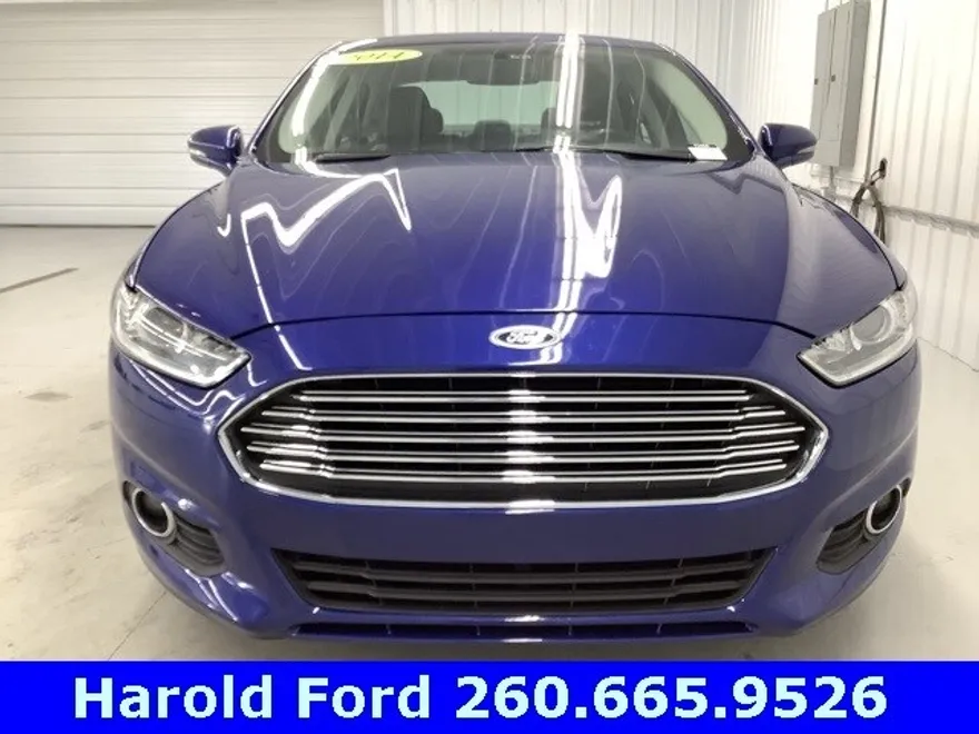 2014 Ford Fusion SE photo 1