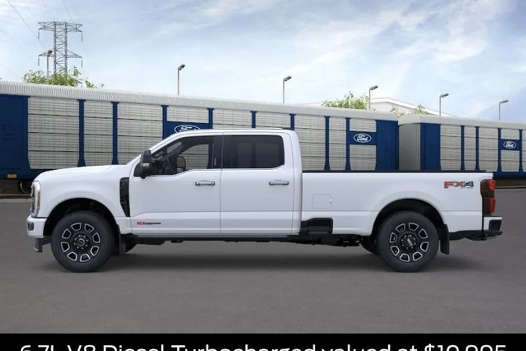 2026 Ford F-350 Platinum photo 1
