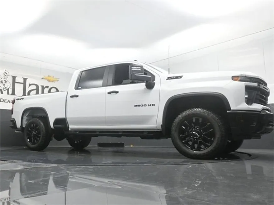 2026 Chevrolet Silverado 2500HD Custom photo 1