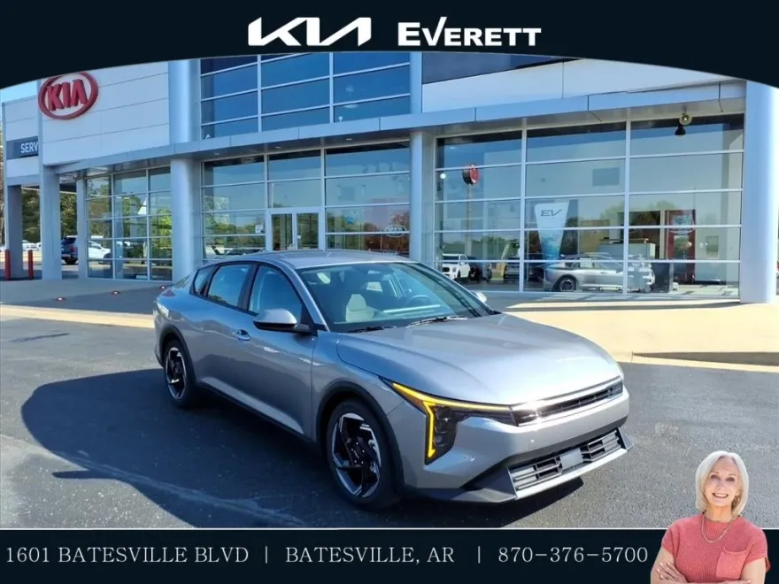 2025 Kia K4 EX photo 1