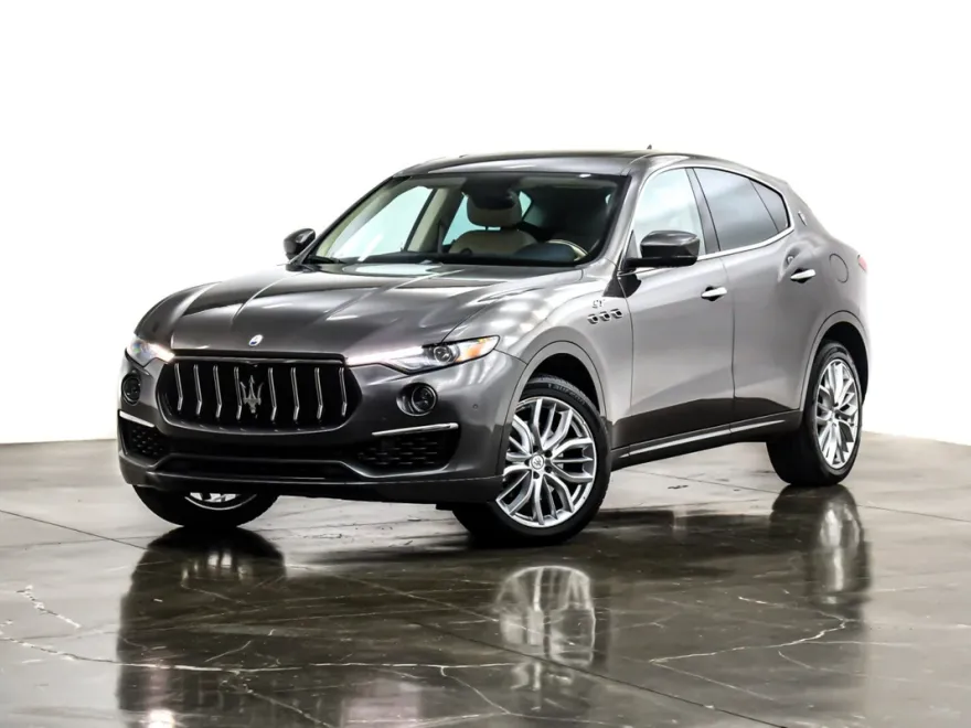 2022 Maserati Levante GT photo 1