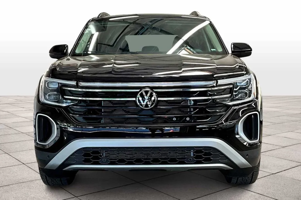 2025 Volkswagen Atlas Peak Edition photo 1