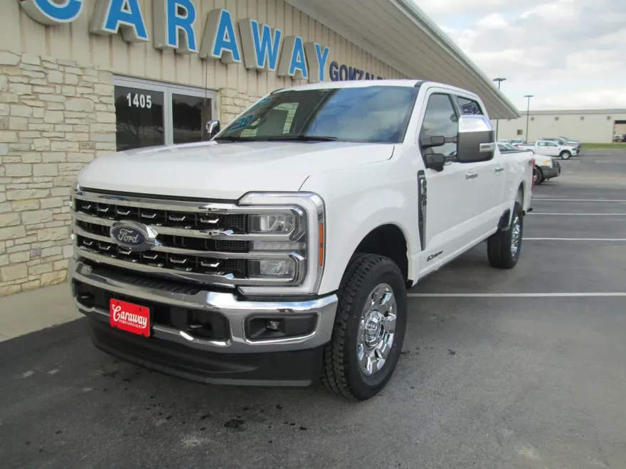 2025 Ford F-350 photo 1