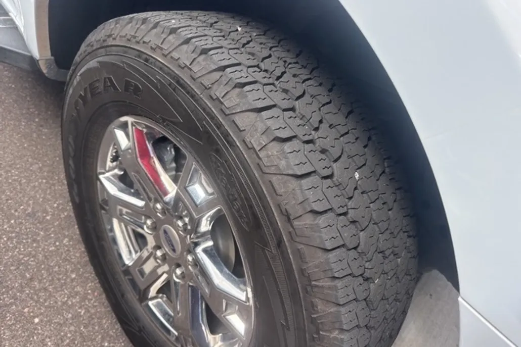 2022 Ford F-150 Lariat photo 1