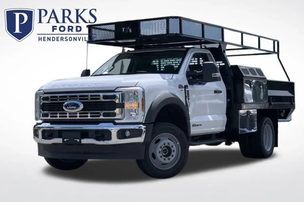 2024 Ford F-550 XL photo 1