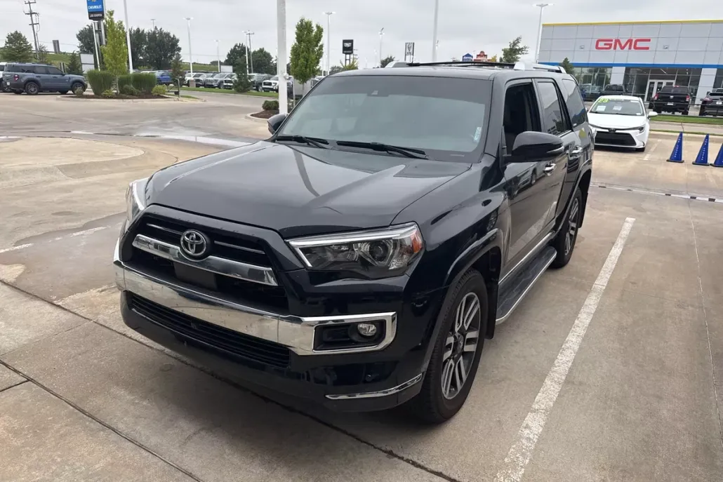 2024 Toyota 4Runner Limited photo 1