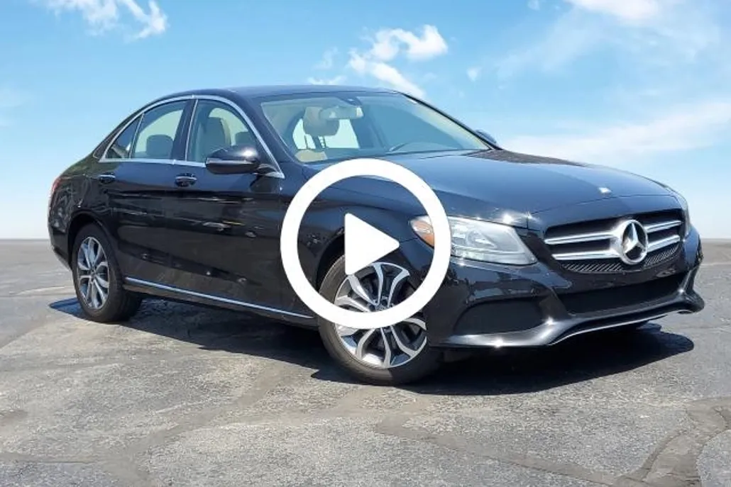 2017 Mercedes Benz C 300 4MATIC photo 1