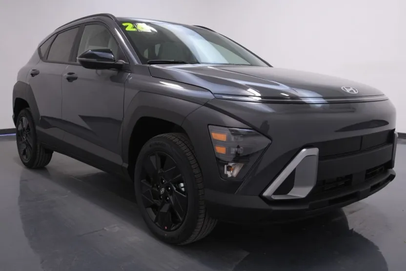 2026 Hyundai Kona SEL photo 1