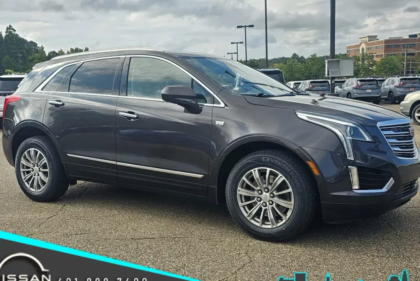 2018 Cadillac XT5 Luxury photo 1