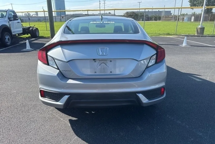 2019 Honda Civic EX photo 1