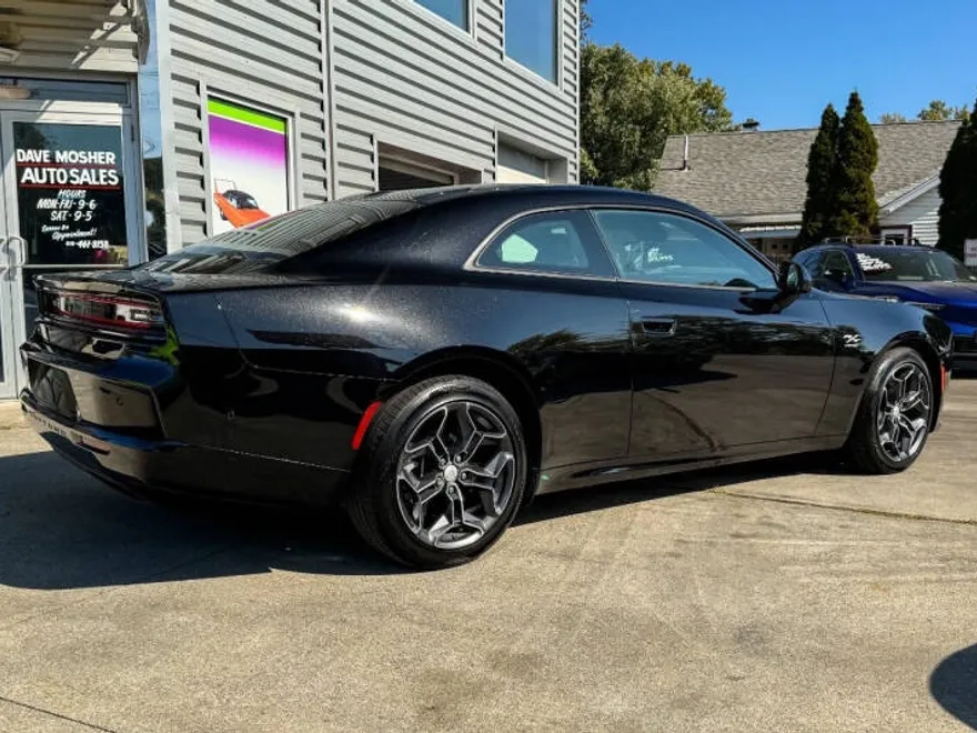 2025 Dodge Charger Daytona R/T photo 1