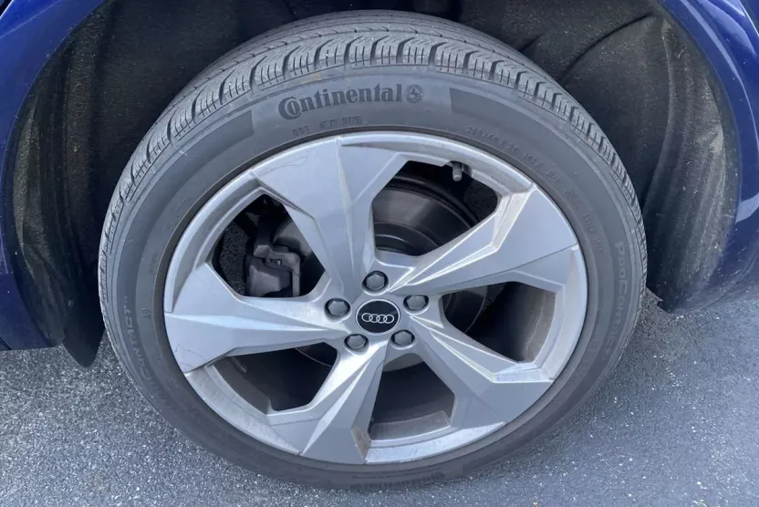 2021 Audi Q5 Premium Plus photo 1