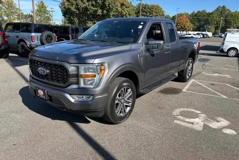 2022 Ford F-150 XL photo 1