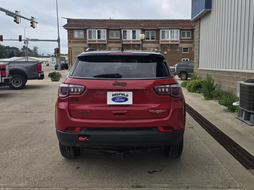 2017 Jeep Compass Trailhawk photo 1