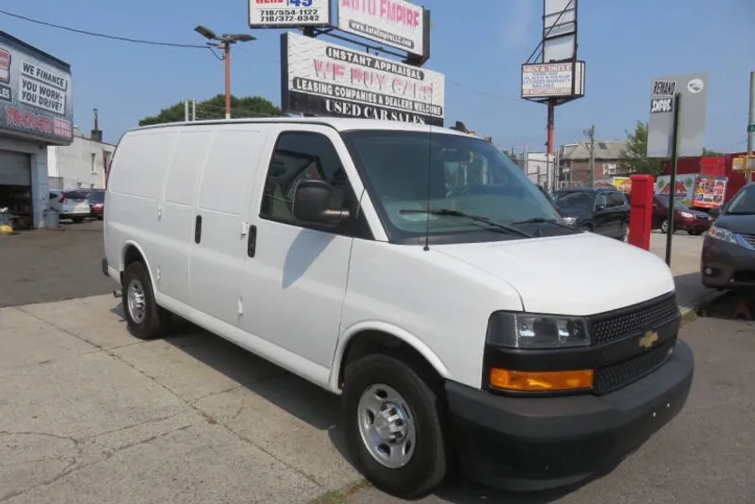 2019 Chevrolet Express 2500 Cargo Van photo 1